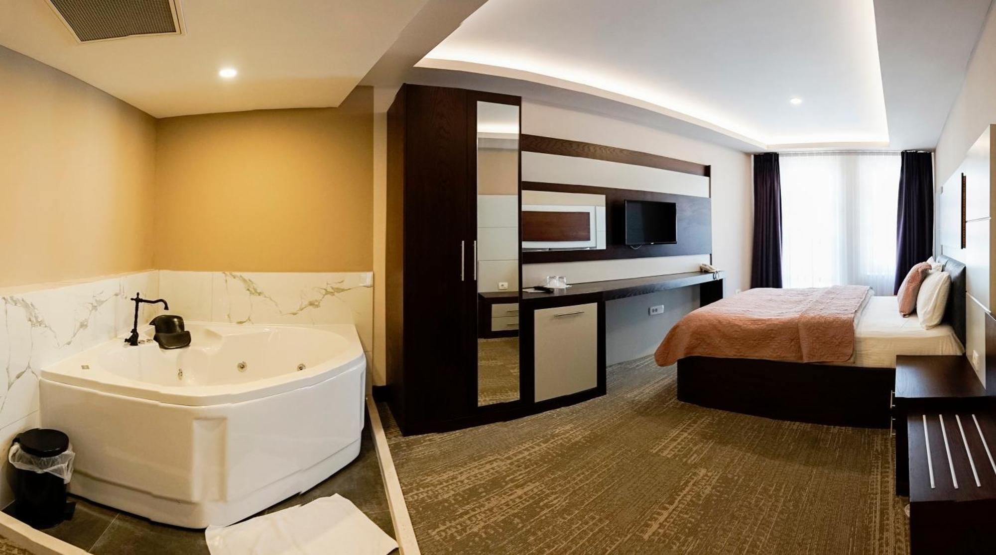 Hotel Prizreni Extérieur photo