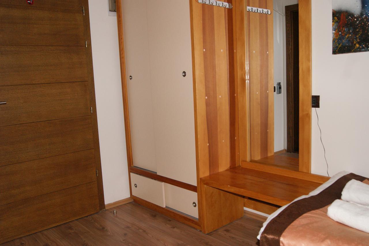 Hotel Prizreni Extérieur photo